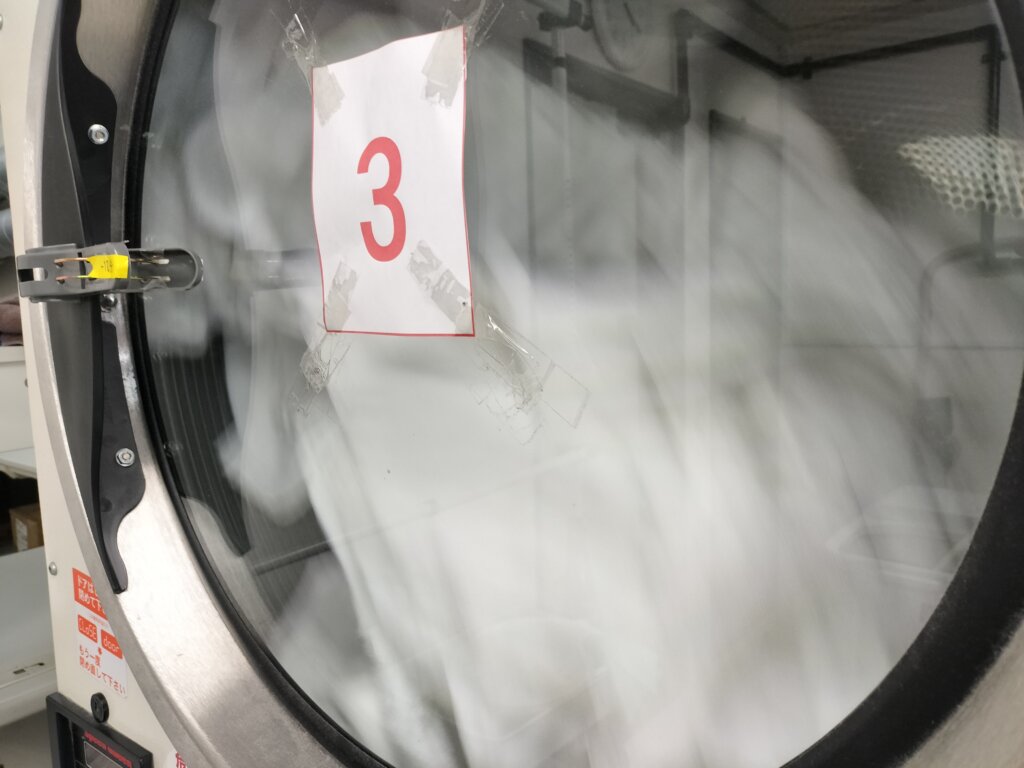 回転中の乾燥機