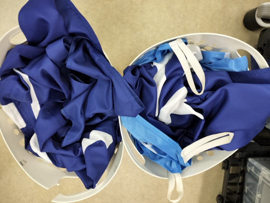 使用後フラッグ 洗濯前 分別 バスケット入り ナイロン応援グッズ
