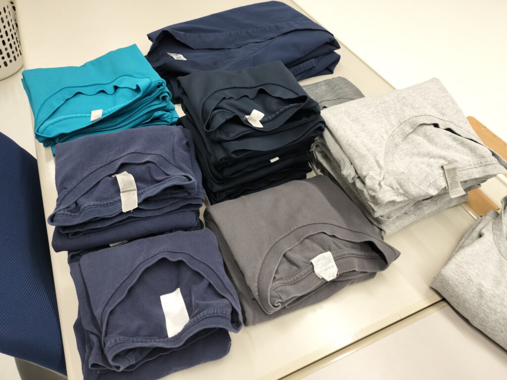 Tシャツがたたまれてる状態