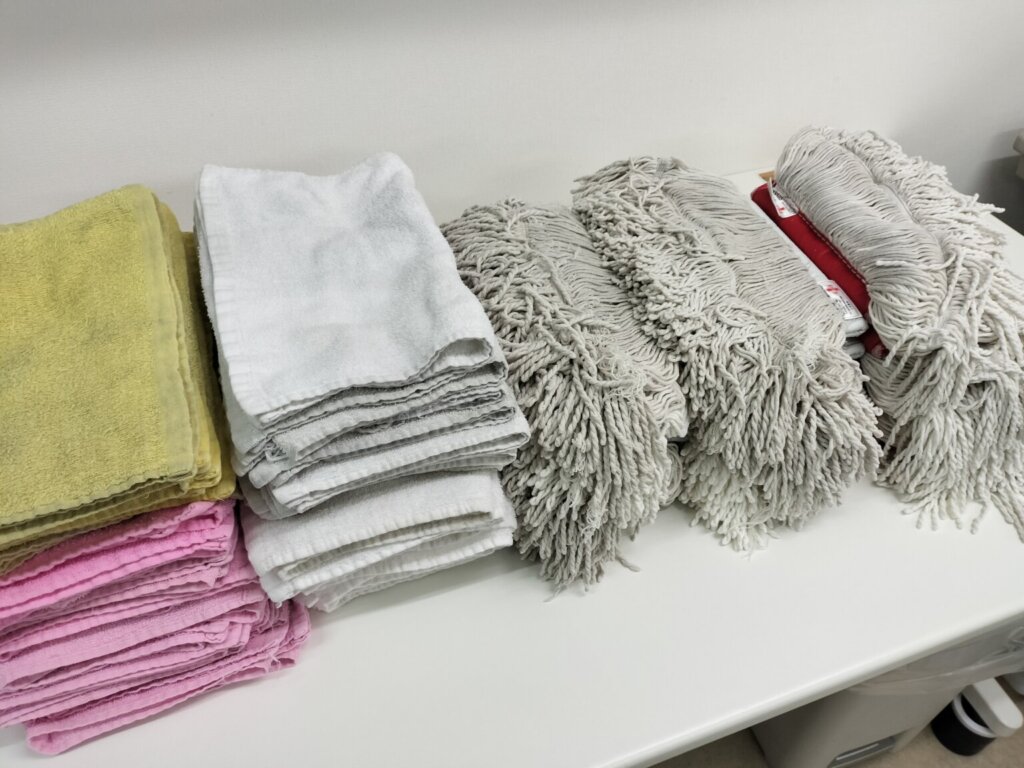 雑巾、モップ洗濯後たたまれてる